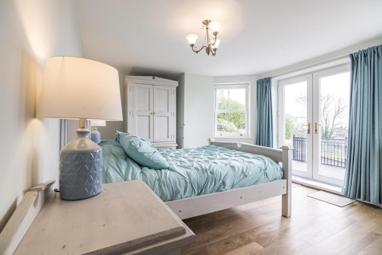 Bryn Y Mor - 2 Bedroom Apartment - Tenby Εξωτερικό φωτογραφία