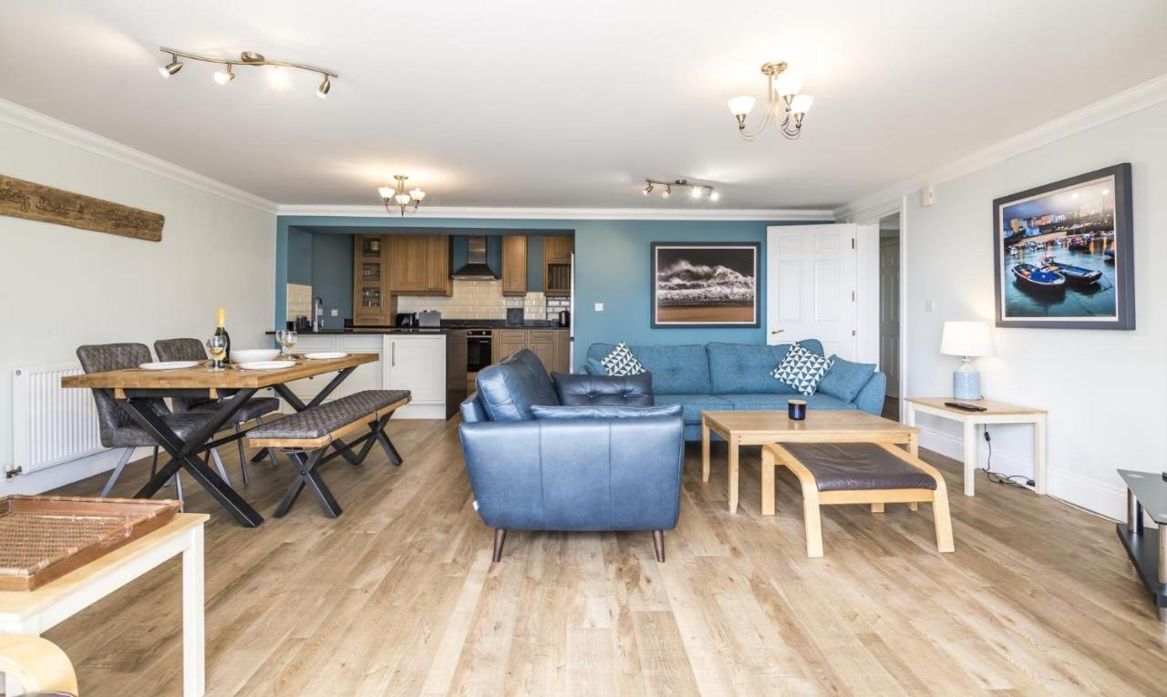 Bryn Y Mor - 2 Bedroom Apartment - Tenby Εξωτερικό φωτογραφία