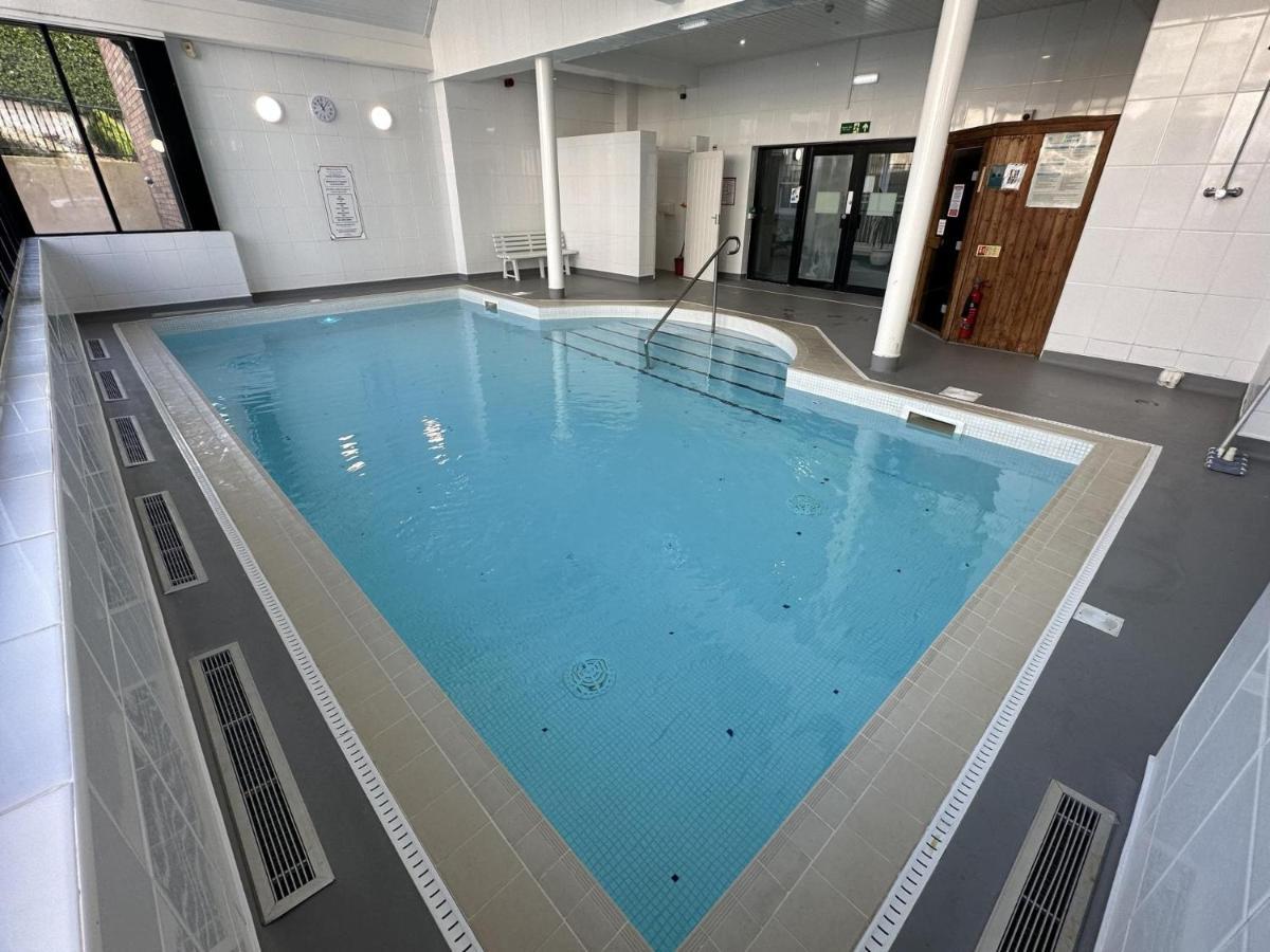 Bryn Y Mor - 2 Bedroom Apartment - Tenby Εξωτερικό φωτογραφία